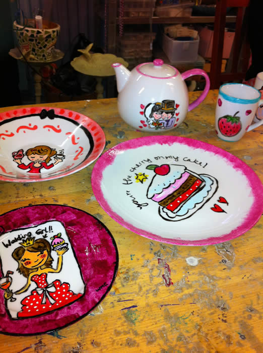 servies schilderen voor een vrijgezellen workshop bij expres-zo in utrecht