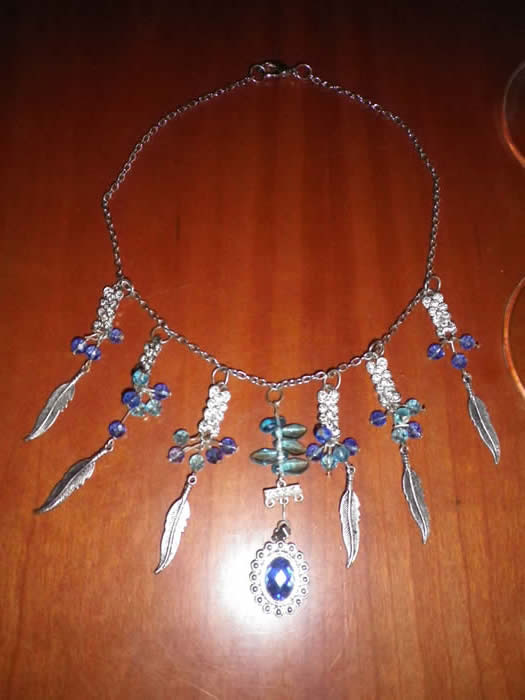 sieraden maken Julie bij expres-zo workshops